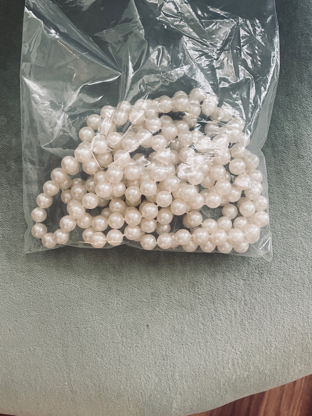 Faux Pearl Strand White